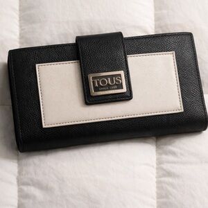 TOUS Black and Cream Leather Continental Wallet